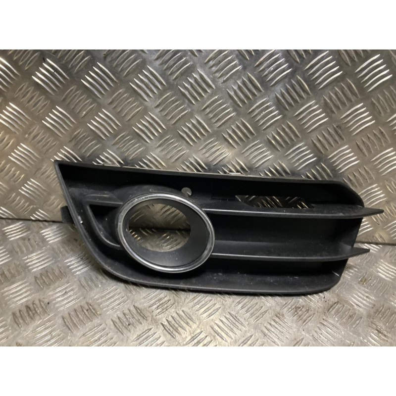 Enjoliveur anti brouillard AUDI A1 1 PHASE 1 d’occasion