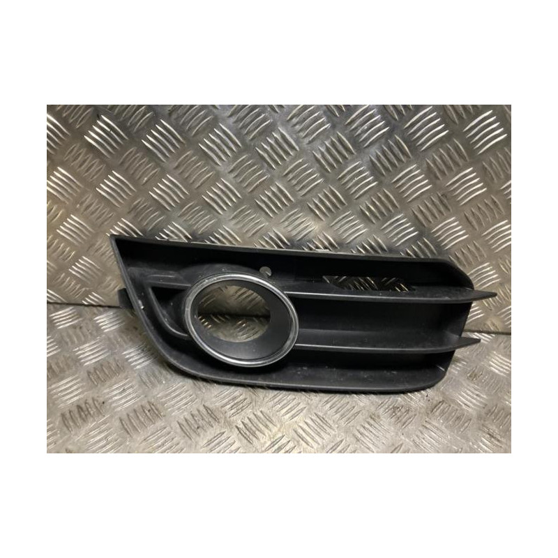 Enjoliveur anti brouillard AUDI A1 1 PHASE 1 d’occasion