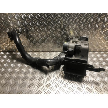 Filtre a air Renault CLIO 1.5 ENERGY DCI - 75 d’occasion
