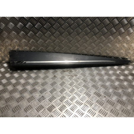 Baguette de porte avant droite Renault CLIO 1.5 ENERGY DCI - 75 d’occasion