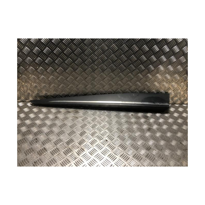 Baguette de porte avant gauche Renault CLIO 1.5 ENERGY DCI - 75 d’occasion