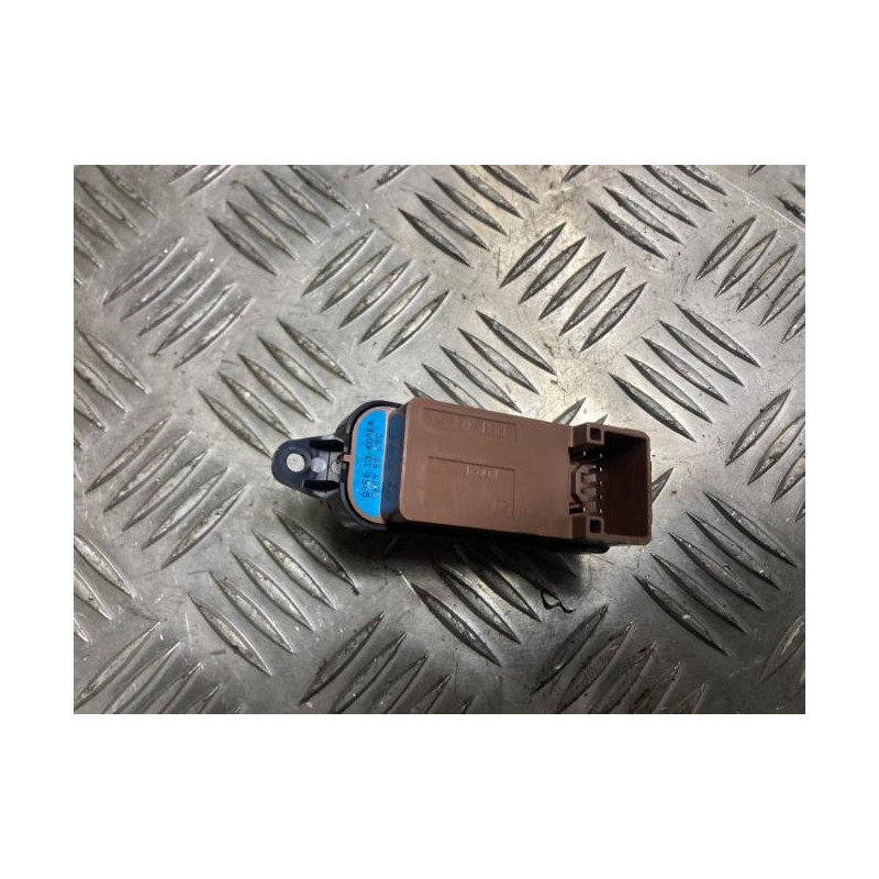 Interrupteur de leve vitre arriere droit MAZDA CX7 PHASE 2 d’occasion