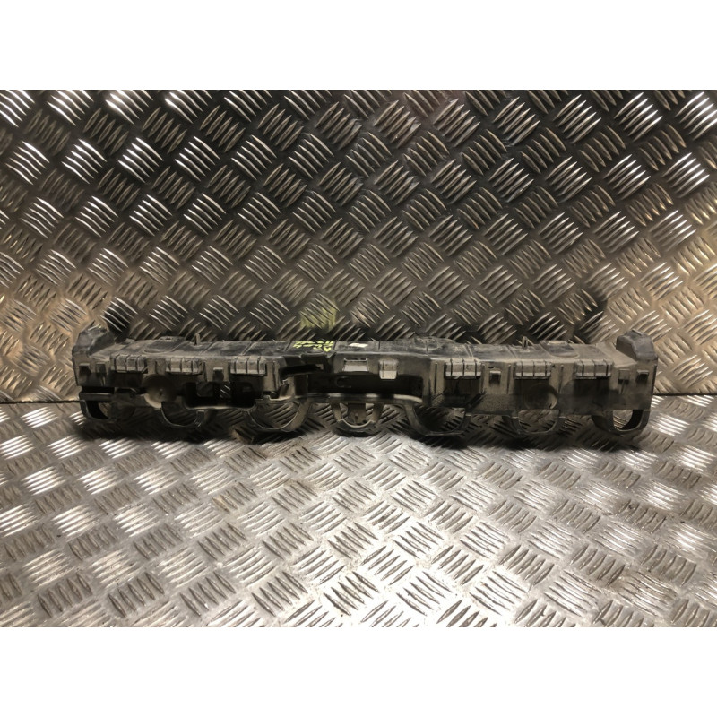 Support de pare chocs arriere Renault CLIO 1.5 ENERGY DCI - 75 d’occasion