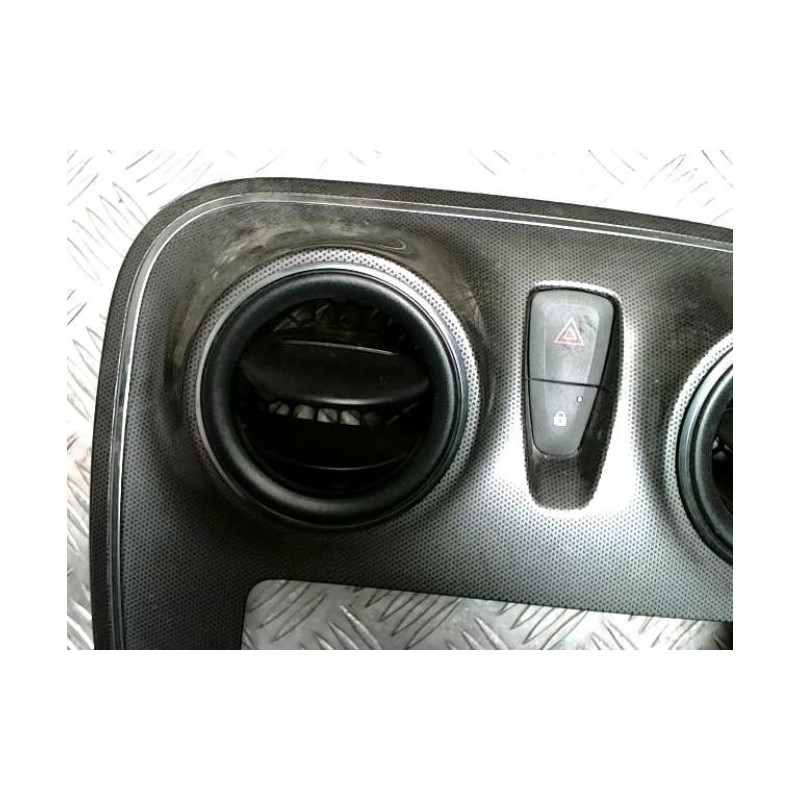 Aerateur tableau de bord DACIA SANDERO 2 PHASE 2 d’occasion