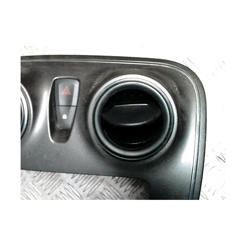 Aerateur tableau de bord DACIA SANDERO 2 PHASE 2 d’occasion