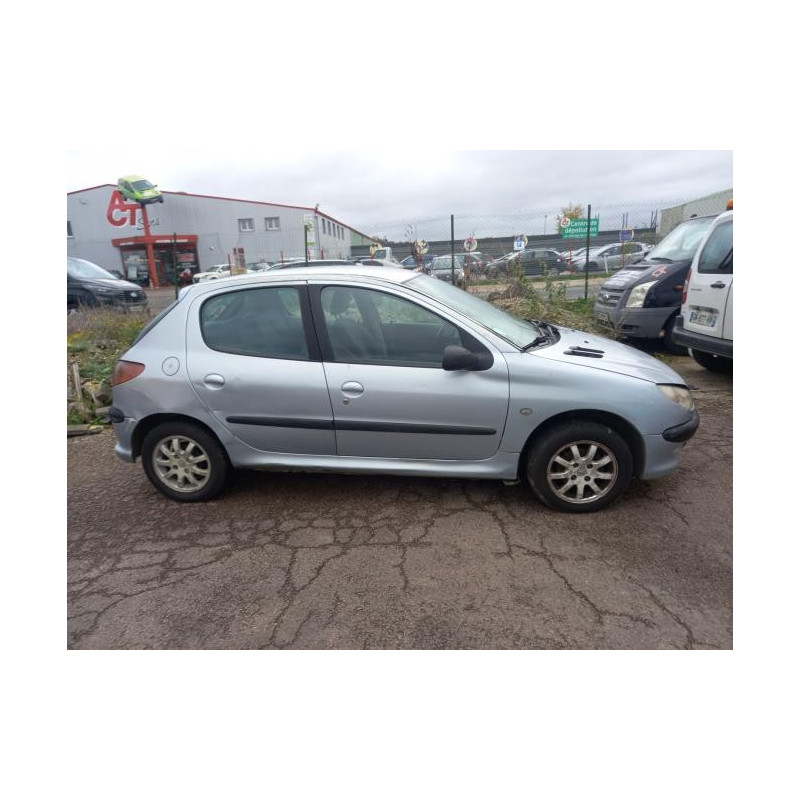 Armature avant, Masque avant PEUGEOT 206 PHASE 2 d’occasion