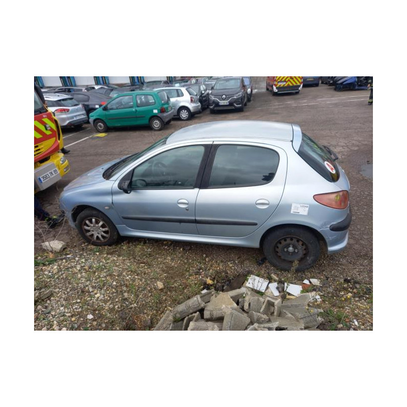 Armature avant, Masque avant PEUGEOT 206 PHASE 2 d’occasion