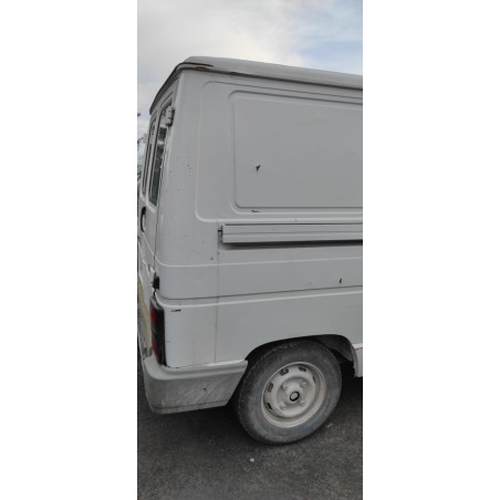 Vitre porte coffre droit RENAULT TRAFIC 1 PHASE 3 d’occasion