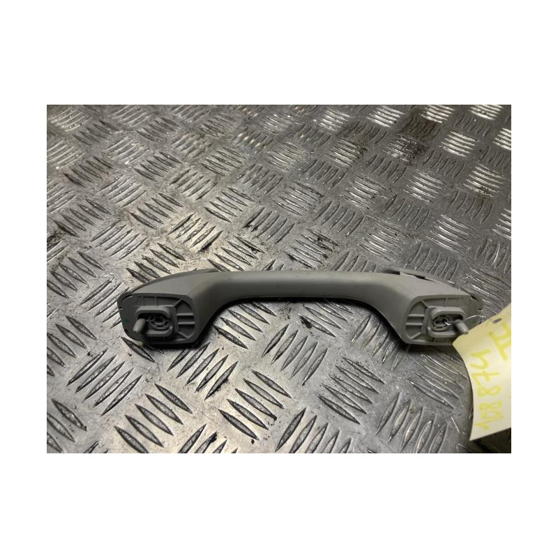 Poignee de maintien avant droit DACIA SANDERO 2 PHASE 1 d’occasion