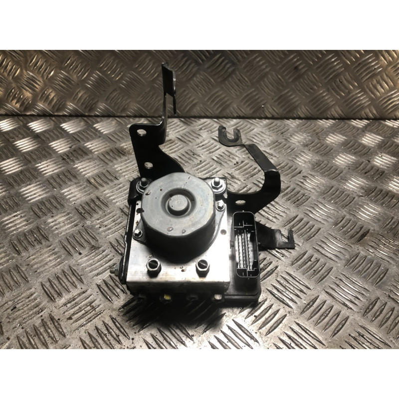 Bloc ABS (freins anti-blocage) Renault CLIO 1.5 ENERGY DCI - 75 d’occasion