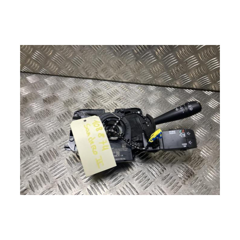 Com (Bloc Contacteur Tournant+Commodo Essuie Glace+Commodo Phare) DACIA SANDERO 2 PHASE 1 d’occasion