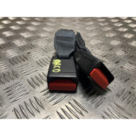 Attache ceinture arriere droit DACIA SANDERO 2 PHASE 1 d’occasion
