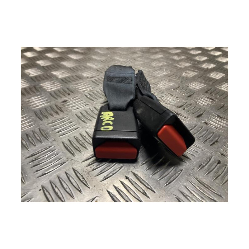 Attache ceinture arriere droit DACIA SANDERO 2 PHASE 1 d’occasion