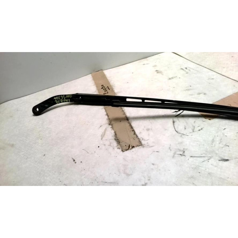 Bras essuie glace avant droit PEUGEOT 307 PHASE 1 d’occasion