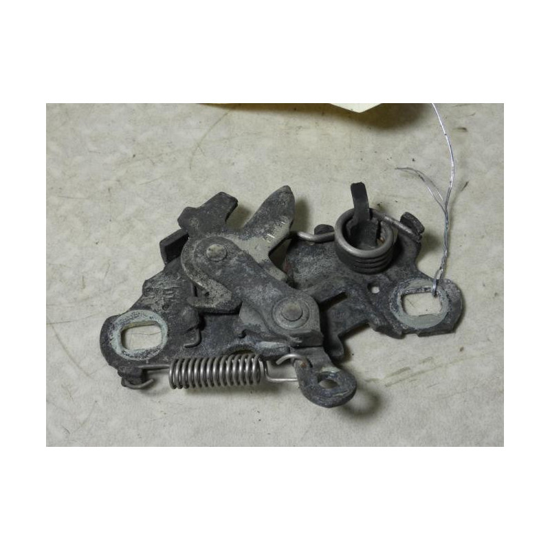 Serrure de capot PEUGEOT 208 1 PHASE 1 d’occasion