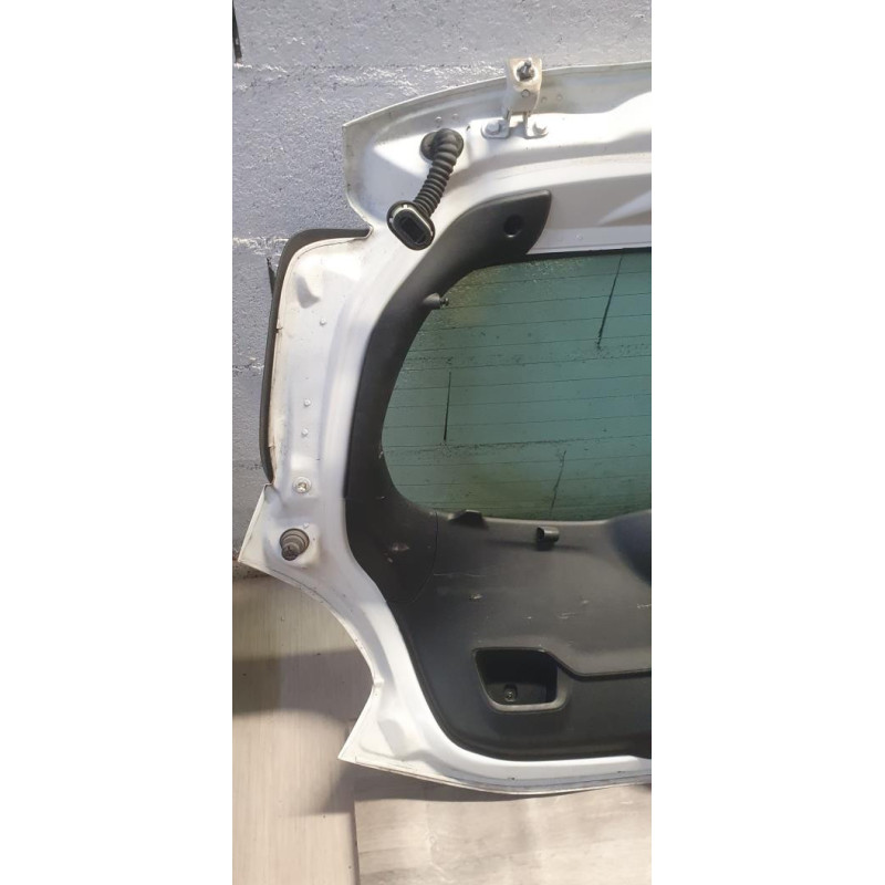 Malle/Hayon arriere PEUGEOT 208 1 PHASE 1 d’occasion