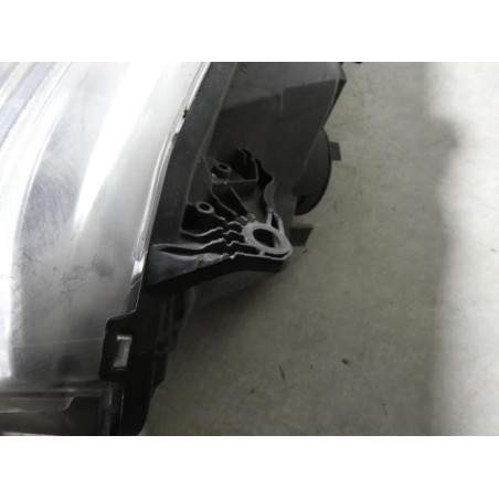 Optique avant principal droit (feux)(phare) PEUGEOT 208 1 PHASE 1 d’occasion
