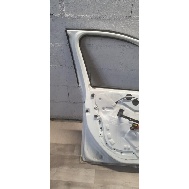 Porte avant gauche PEUGEOT 208 1 PHASE 1 d’occasion