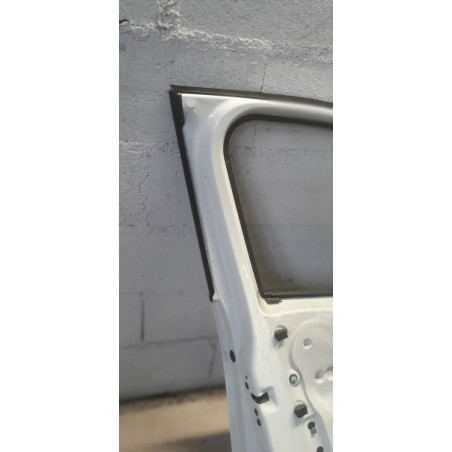 Porte avant gauche PEUGEOT 208 1 PHASE 1 d’occasion