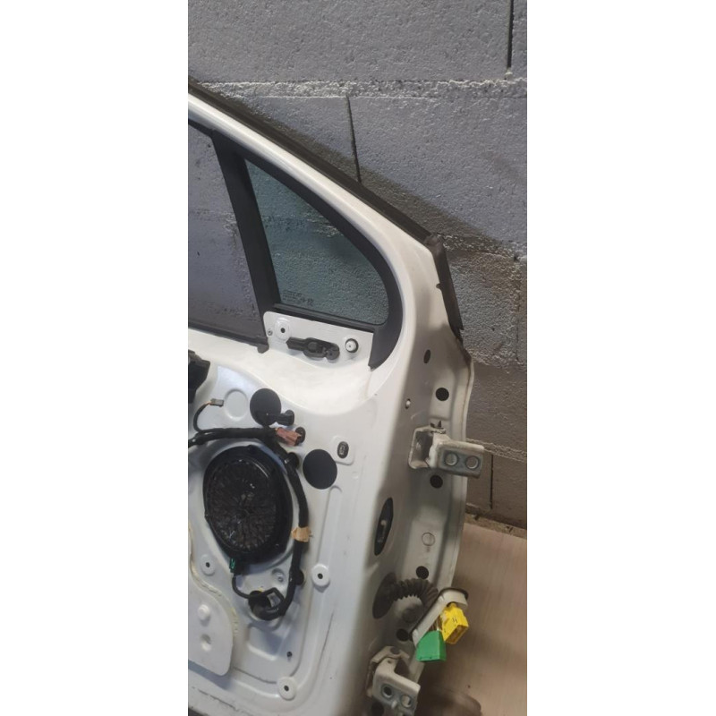 Porte avant gauche PEUGEOT 208 1 PHASE 1 d’occasion