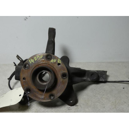 Moyeu avant droit RENAULT KANGOO 2 PHASE 1 d’occasion