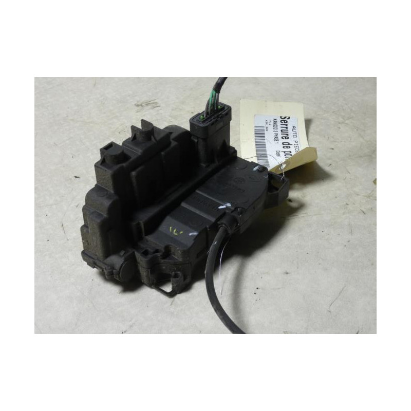 Serrure de porte laterale droite RENAULT KANGOO 2 PHASE 1 d’occasion