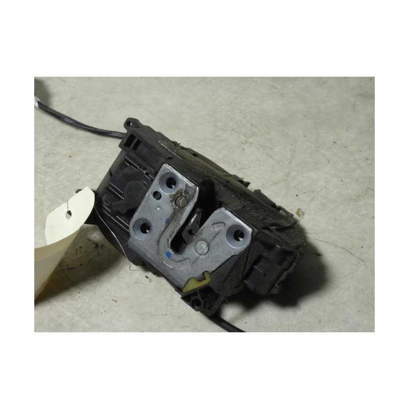 Serrure de porte laterale droite RENAULT KANGOO 2 PHASE 1 d’occasion