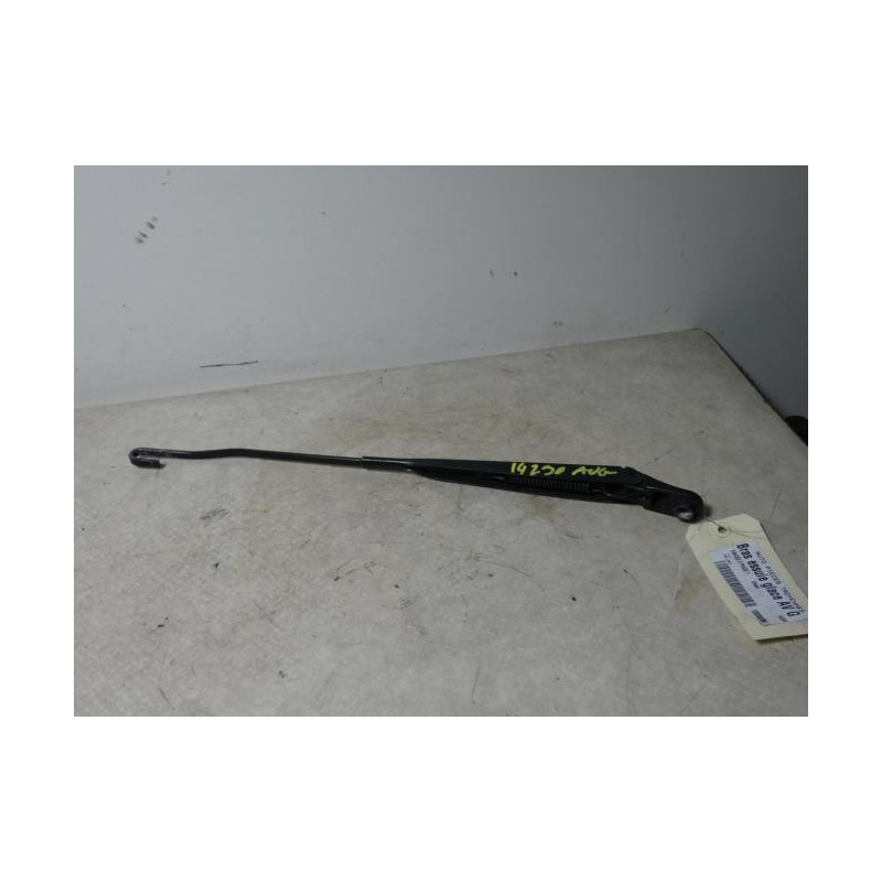 Bras essuie glace avant gauche RENAULT KANGOO 2 PHASE 1 d’occasion