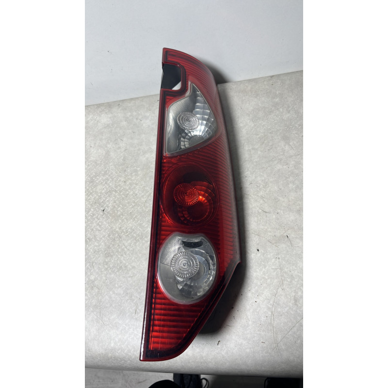 Feu arriere principal droit (feux) RENAULT KANGOO 2 PHASE 1 d’occasion