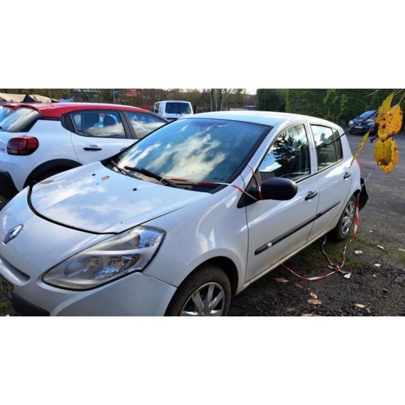 Triangle avant gauche RENAULT CLIO 3 PHASE 2 d’occasion