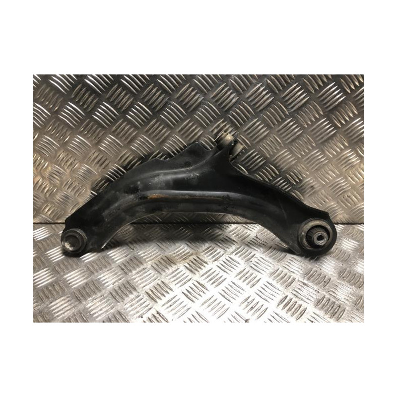 Triangle avant droit Renault CLIO 1.5 ENERGY DCI - 75 d’occasion