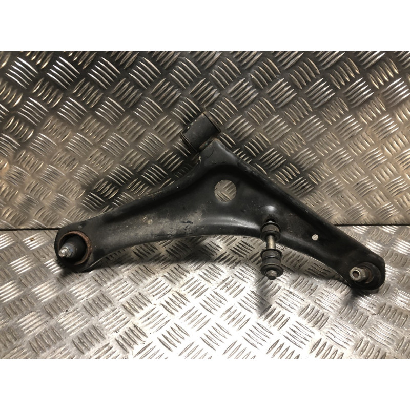 Triangle avant droit MITSUBISHI SPACE STAR 3 PHASE 3 d’occasion