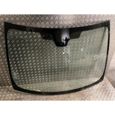 Pare brise FIAT SCUDO 2 d’occasion