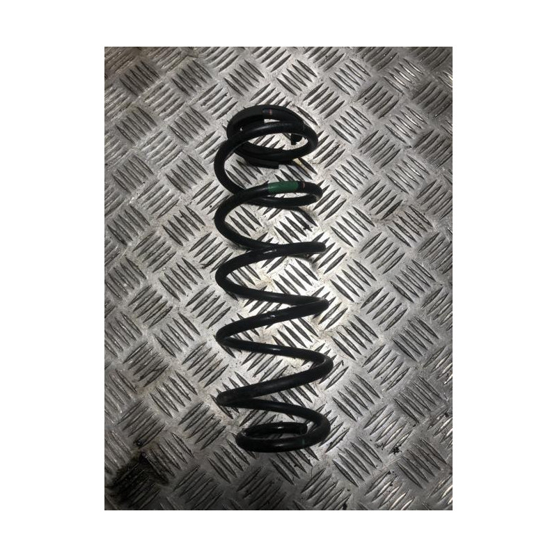 Ressort de suspension arriere MITSUBISHI SPACE STAR 3 PHASE 3 d’occasion