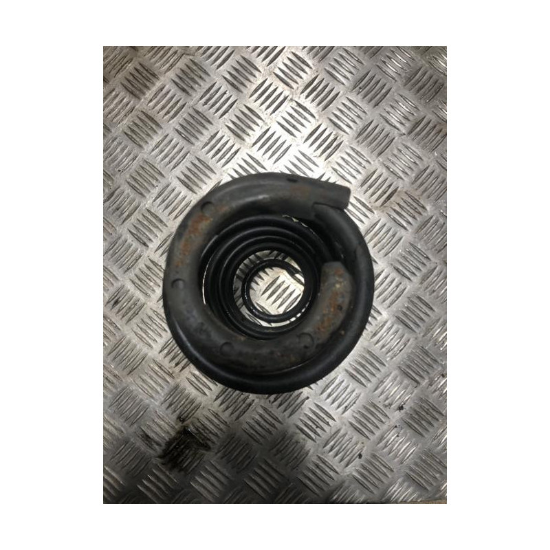 Ressort de suspension arriere MITSUBISHI SPACE STAR 3 PHASE 3 d’occasion