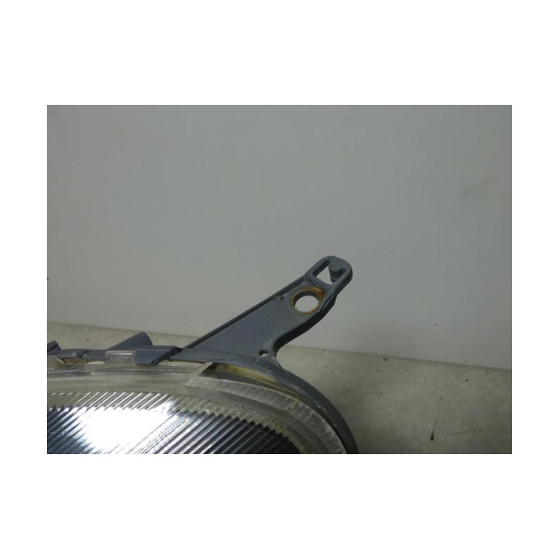 Optique avant principal gauche (feux)(phare) TOYOTA YARIS 1 PHASE 2 d’occasion