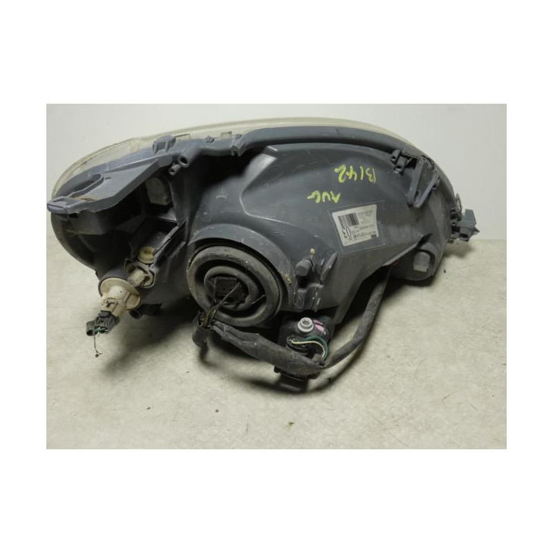 Optique avant principal gauche (feux)(phare) TOYOTA YARIS 1 PHASE 2 d’occasion
