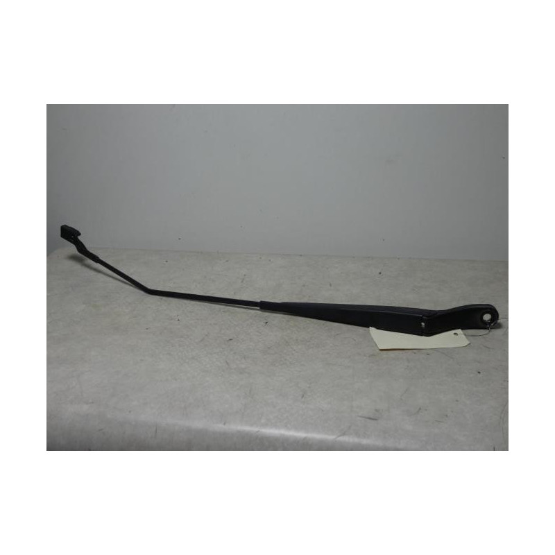 Bras essuie glace avant droit PEUGEOT 208 1 PHASE 1 d’occasion