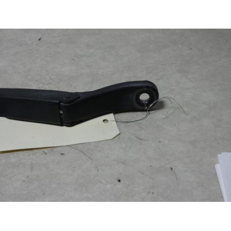 Bras essuie glace avant droit PEUGEOT 208 1 PHASE 1 d’occasion