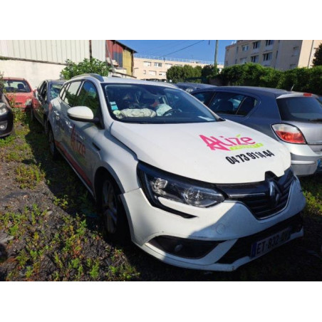 Feu arriere stop central RENAULT MEGANE 4 PHASE 1 BREAK d’occasion