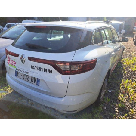 Feu arriere stop central RENAULT MEGANE 4 PHASE 1 BREAK d’occasion