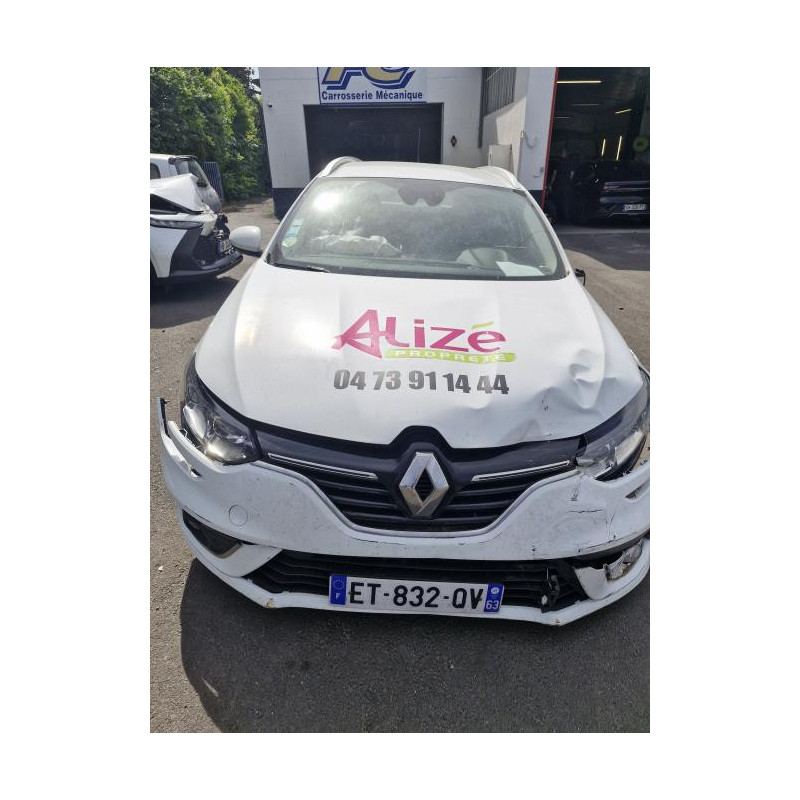 Feu arriere stop central RENAULT MEGANE 4 PHASE 1 BREAK d’occasion