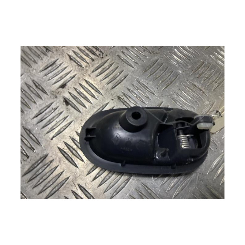 Poignee interieur avant gauche DACIA SANDERO 2 PHASE 1 d’occasion