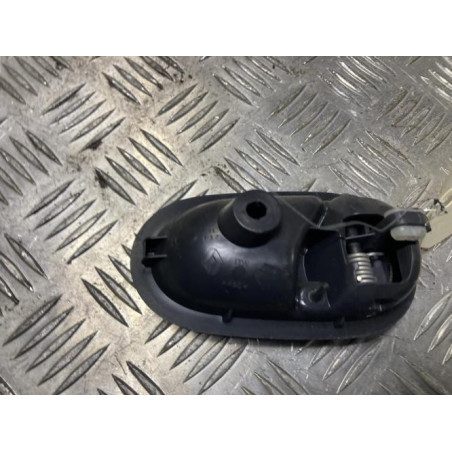 Poignee interieur avant gauche DACIA SANDERO 2 PHASE 1 d’occasion