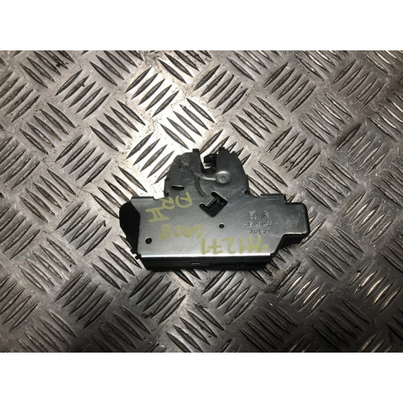 Serrure de hayon PEUGEOT 2008 2 d’occasion