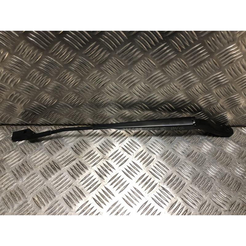 Bras essuie glace avant gauche PEUGEOT 2008 2 d’occasion