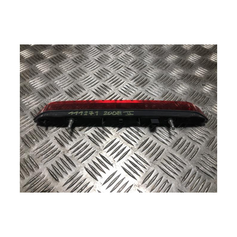 Feu arriere stop central PEUGEOT 2008 2 d’occasion