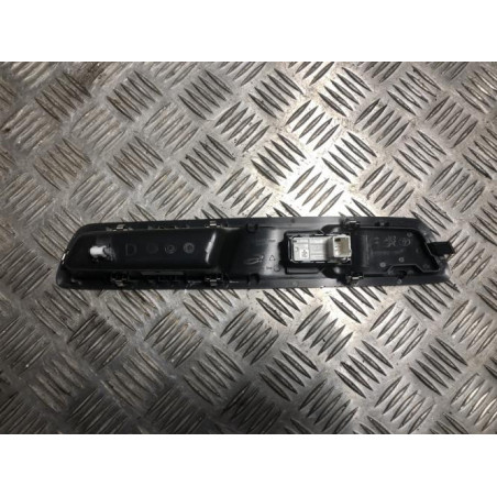 Interrupteur de leve vitre avant droit PEUGEOT EXPERT 3 PHASE 1 d’occasion