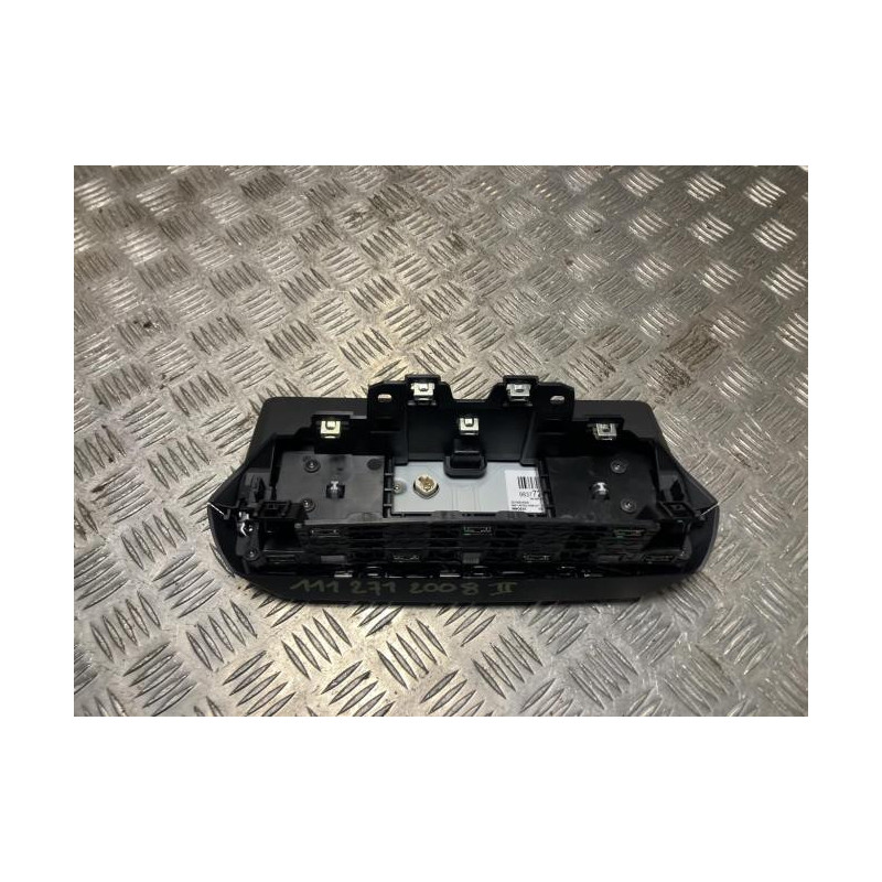 Ecran GPS PEUGEOT 2008 2 d’occasion