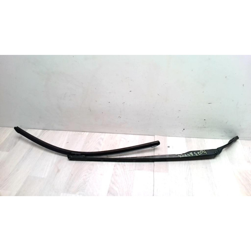 Bras essuie glace avant droit CITROEN C4 1 PHASE 1 COUPE d’occasion